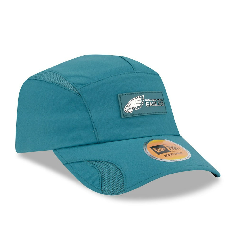 Philadelphia Eagles New Era 2025 Sideline Runner Adjustable Hat Midnight Green - NFL