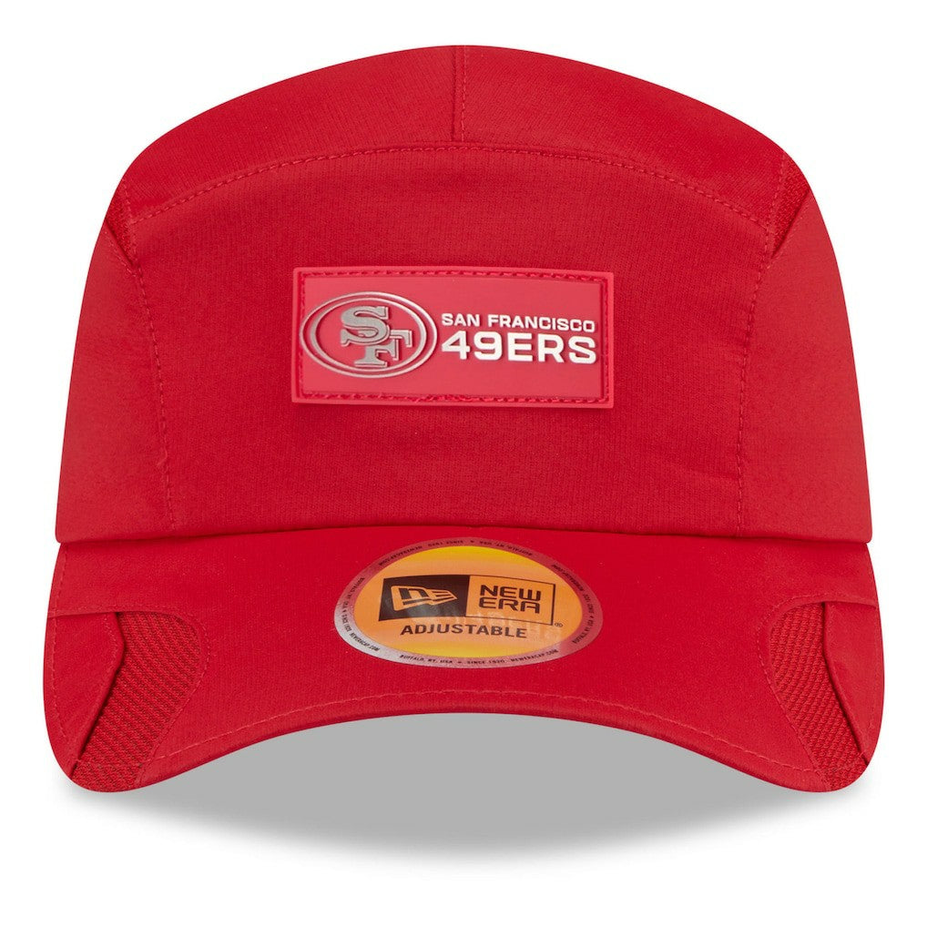 San Francisco 49ers New Era 2025 Sideline Runner Adjustable Hat Scarlet - NFL