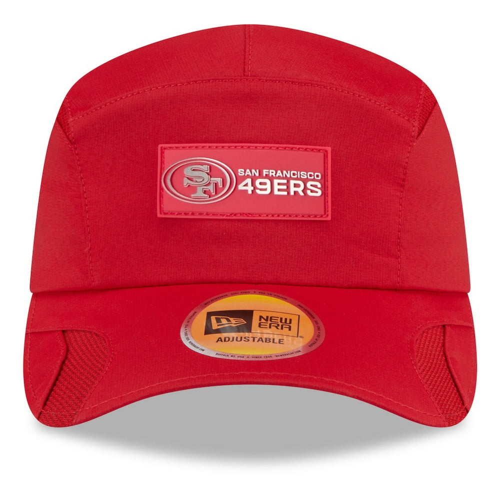 San Francisco 49ers New Era 2025 Sideline Runner Adjustable Hat Scarlet - NFL