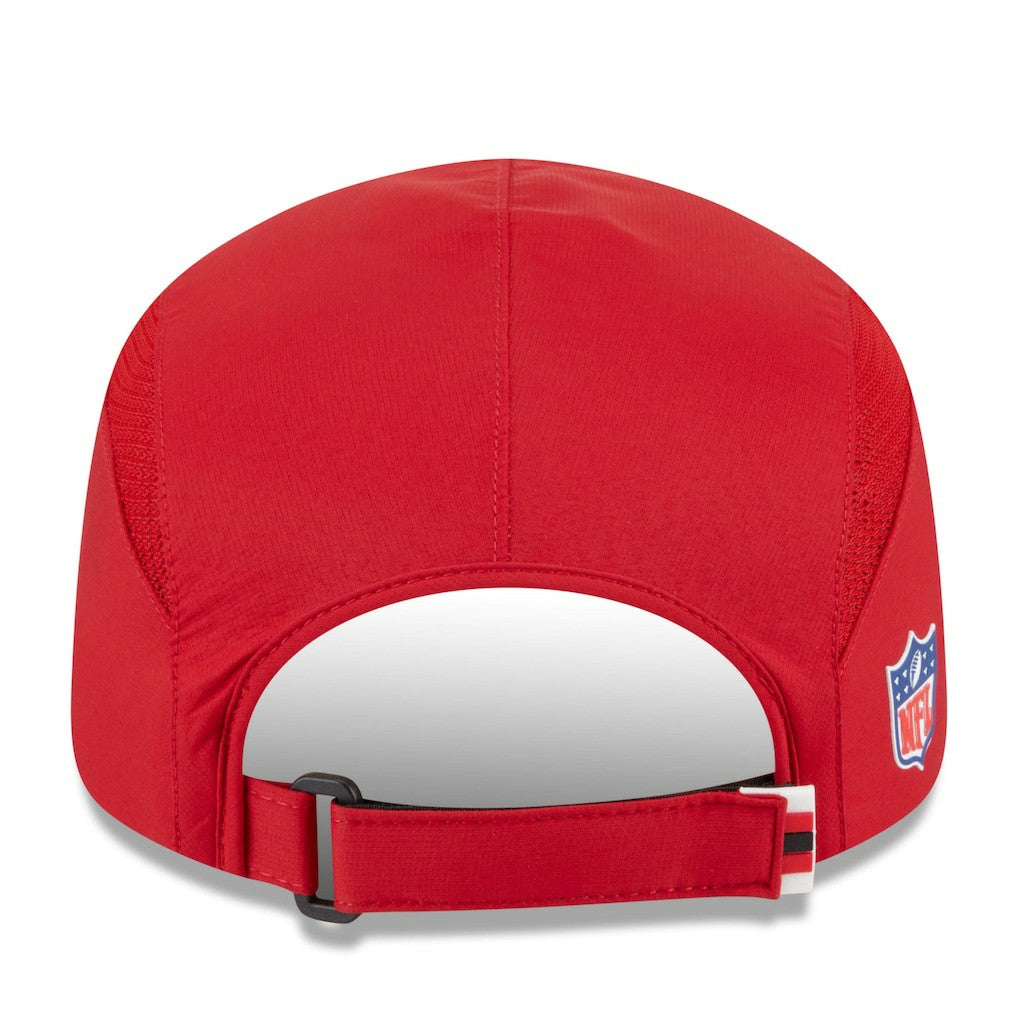 San Francisco 49ers New Era 2025 Sideline Runner Adjustable Hat Scarlet - NFL