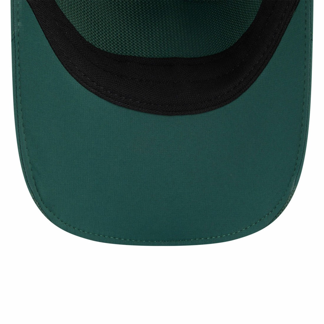 Green Bay Packers New Era 2025 Sideline Runner Adjustable Hat Green - NFL