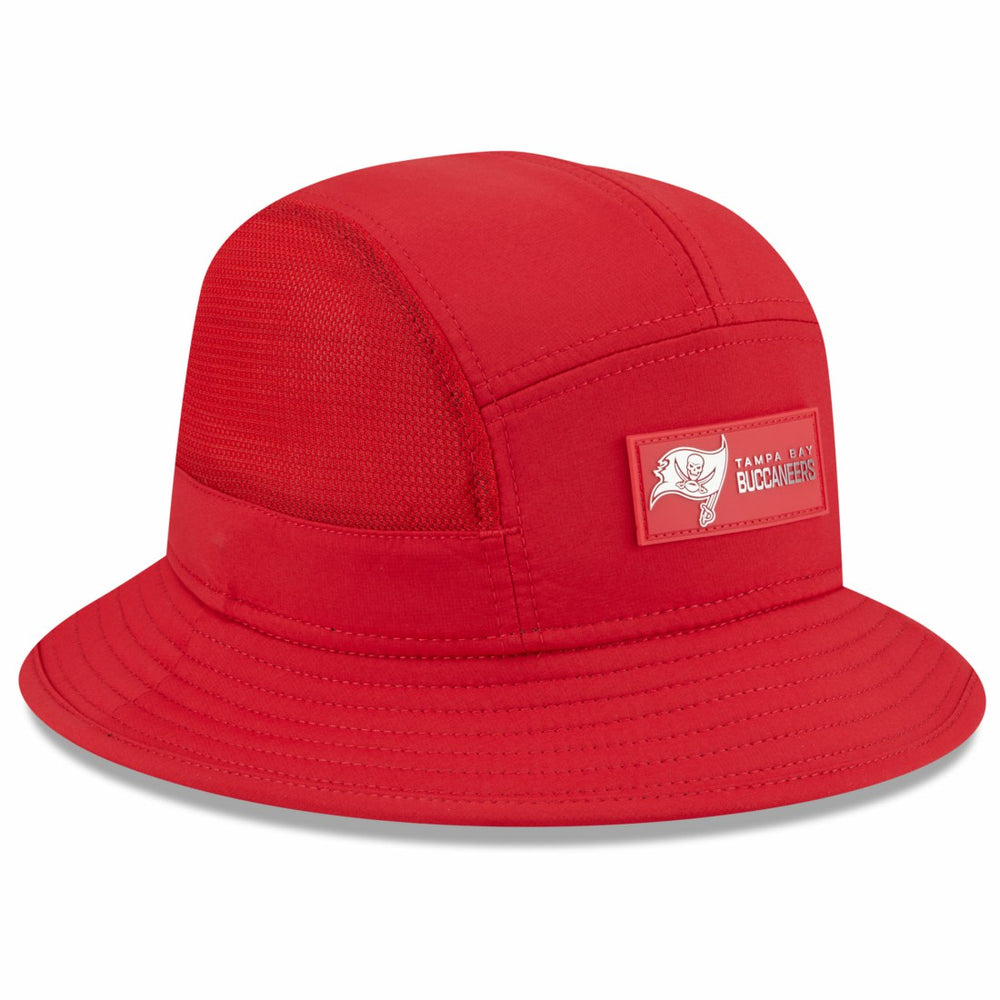 Tampa Bay Buccaneers New Era 2025 Sideline Bucket Hat Red - NFL