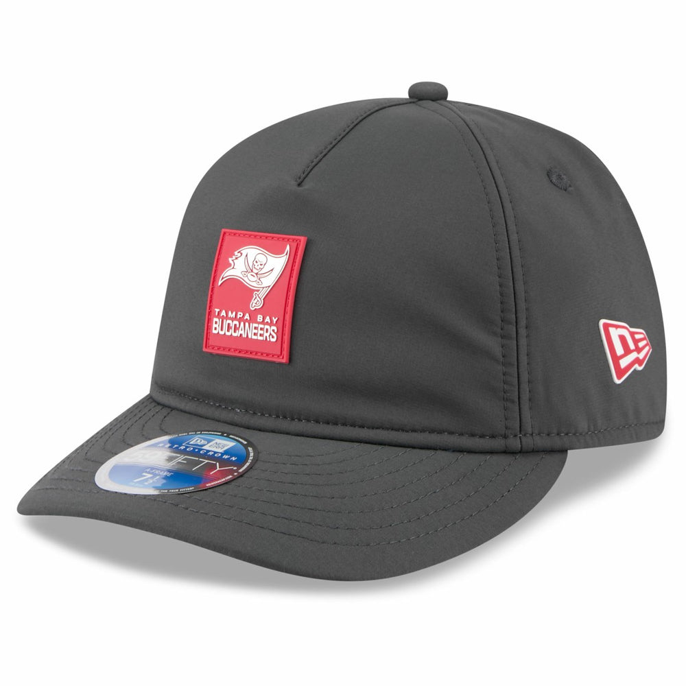 Tampa Bay Buccaneers New Era 2025 Sideline Cold Weather Retro Crown 59FIFTY Fitted Hat Charcoal - NFL