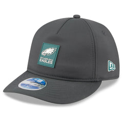 Philadelphia Eagles New Era 2025 Sideline Cold Weather Retro Crown 59FIFTY Fitted Hat Charcoal - NFL