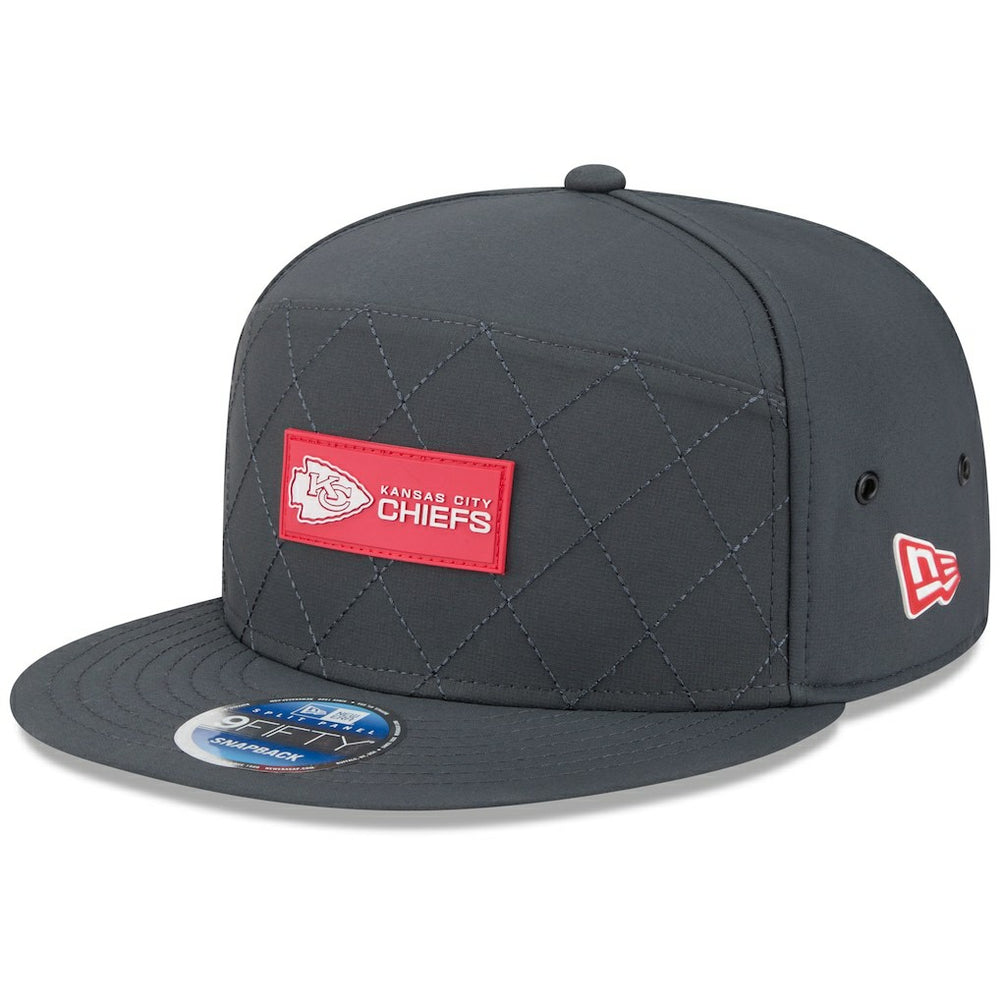 Kansas City Chiefs New Era 2025 Sideline Cold Weather Split Panel 9FIFTY Snapback Hat Charcoal - NFL