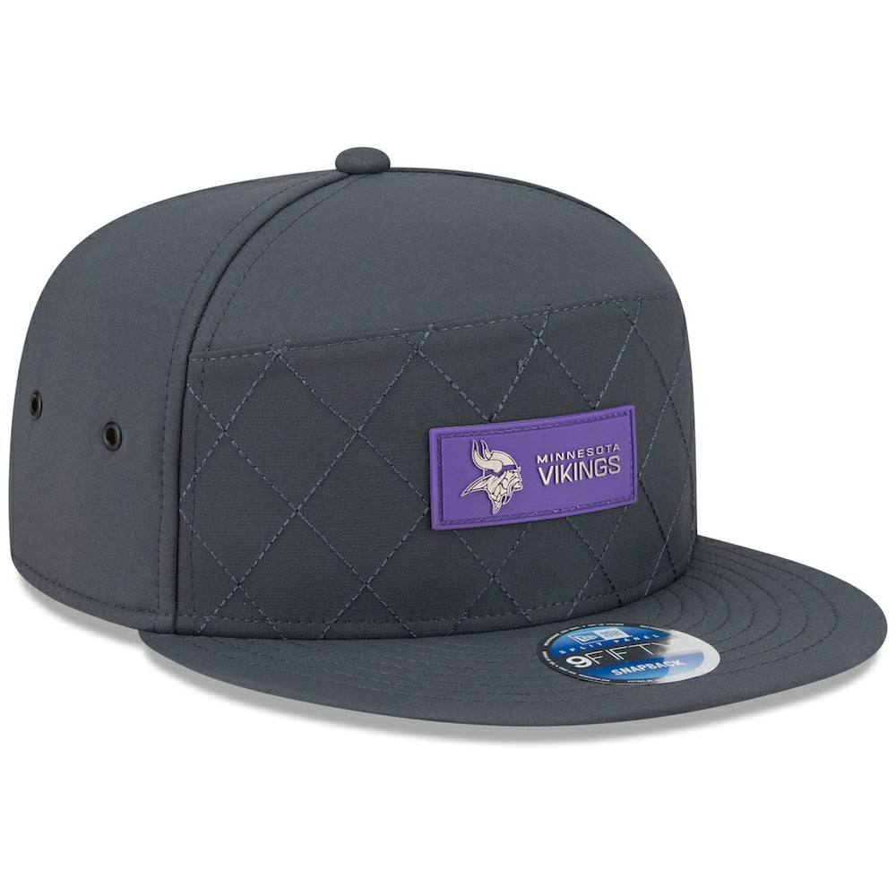 Minnesota Vikings New Era 2025 Sideline Cold Weather Split Panel 9FIFTY Snapback Hat Charcoal - NFL