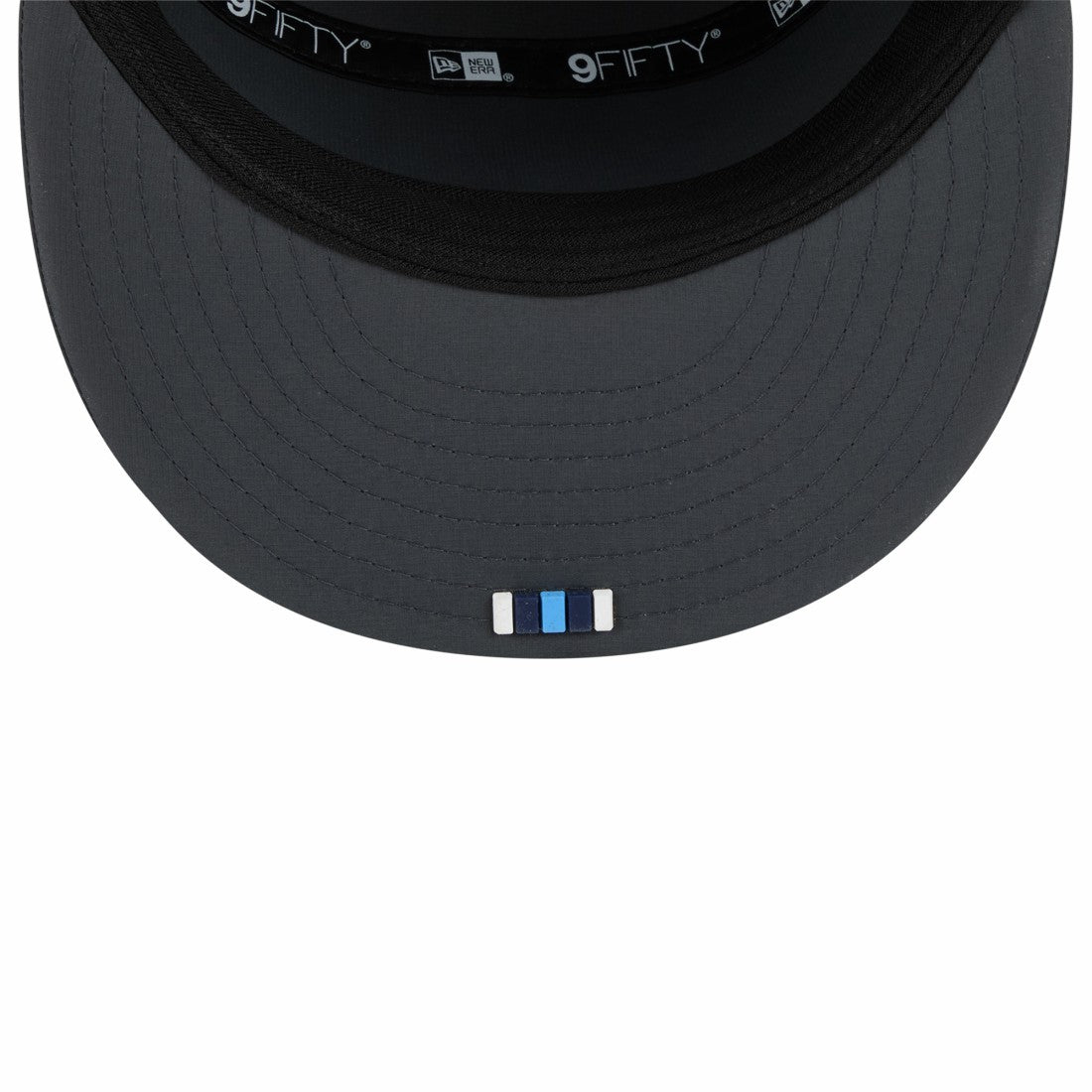 Tennessee Titans New Era 2025 Sideline Cold Weather Split Panel 9FIFTY Snapback Hat Charcoal - NFL