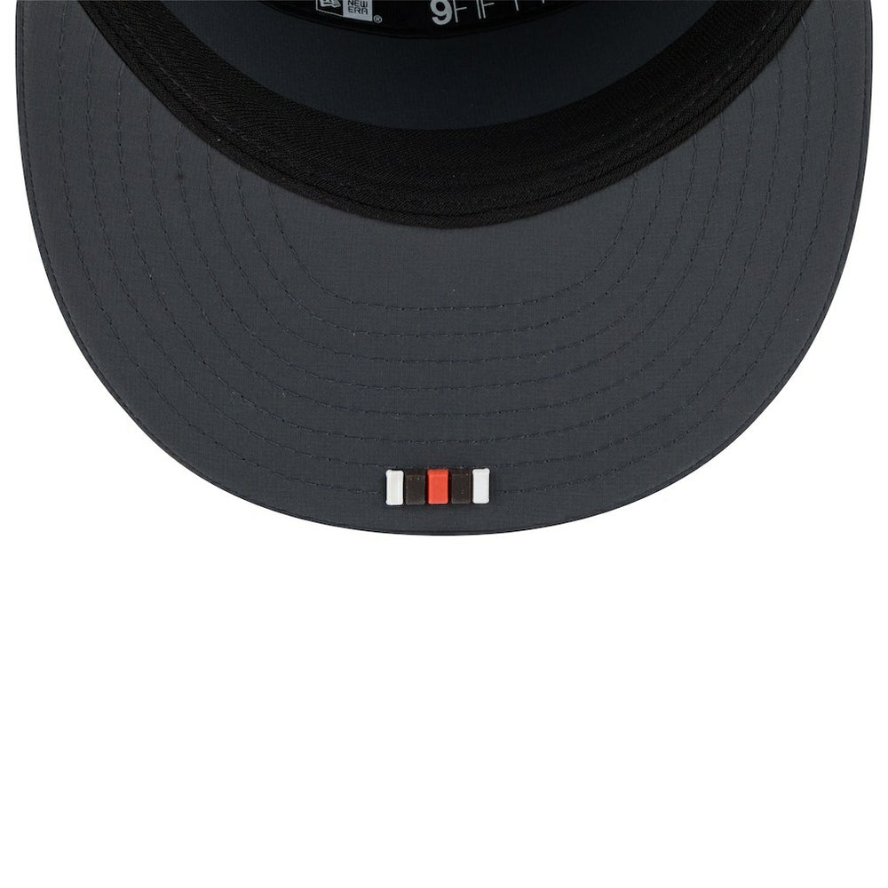 Cleveland Browns New Era 2025 Sideline Cold Weather Split Panel 9FIFTY Snapback Hat Charcoal - NFL