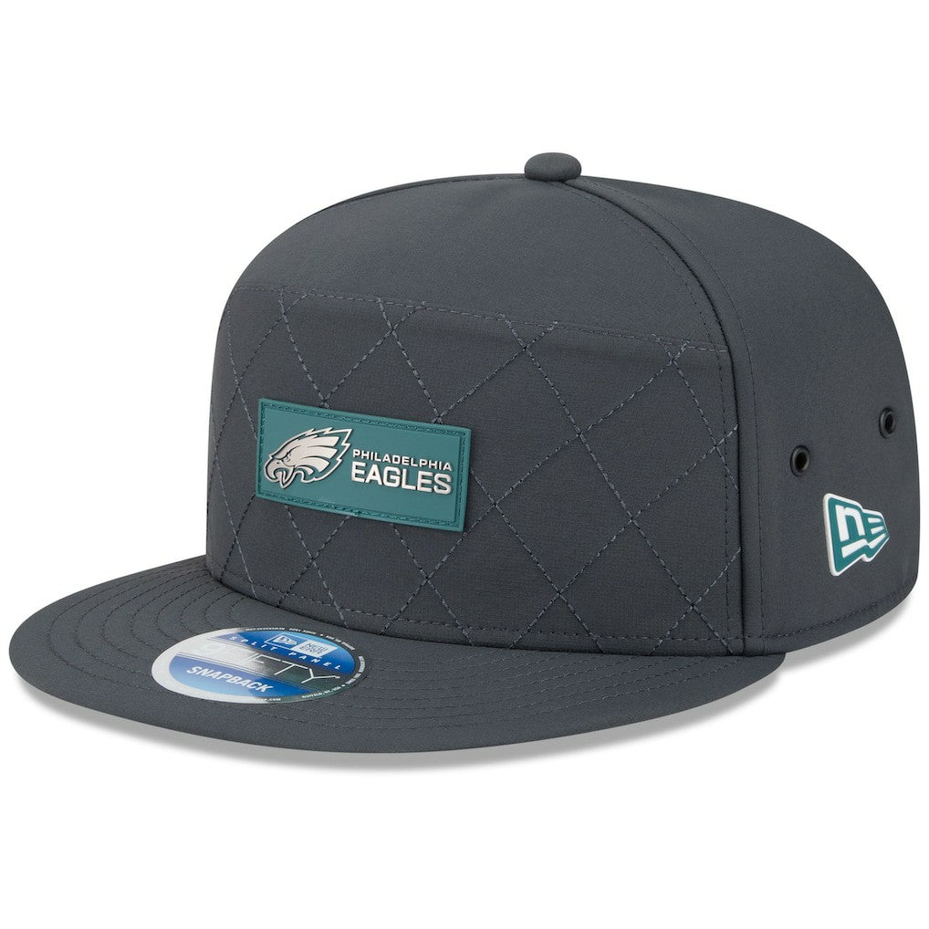 Philadelphia Eagles New Era 2025 Sideline Cold Weather Split Panel 9FIFTY Snapback Hat Charcoal - NFL