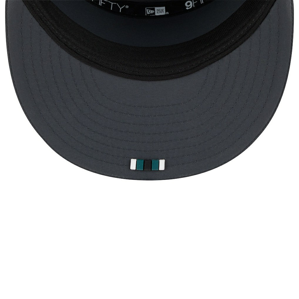 Philadelphia Eagles New Era 2025 Sideline Cold Weather Split Panel 9FIFTY Snapback Hat Charcoal - NFL