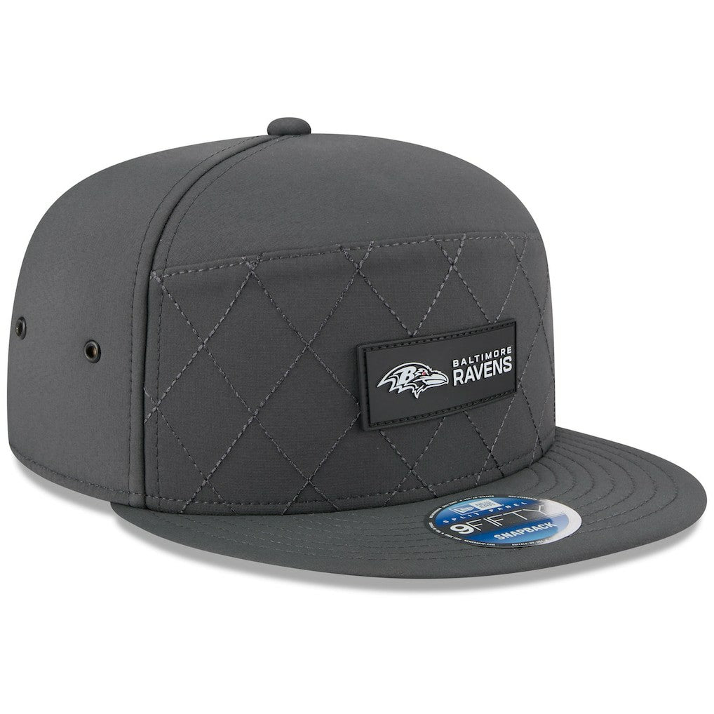 Baltimore Ravens New Era 2025 Sideline Cold Weather Split Panel 9FIFTY Snapback Hat Charcoal - NFL