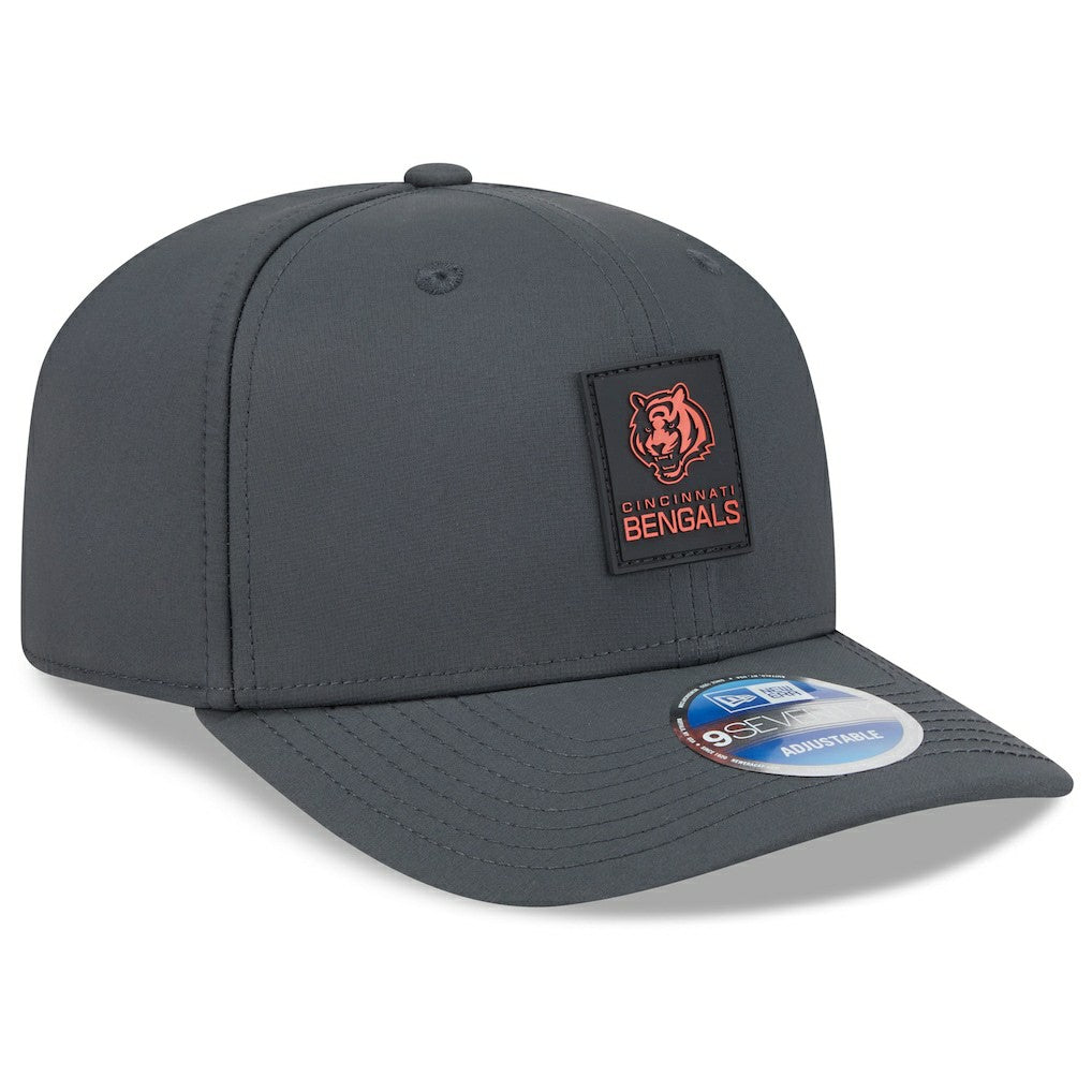 Cincinnati Bengals New Era 2025 Sideline Cold Weather 9SEVENTY Adjustable Hat Charcoal - NFL