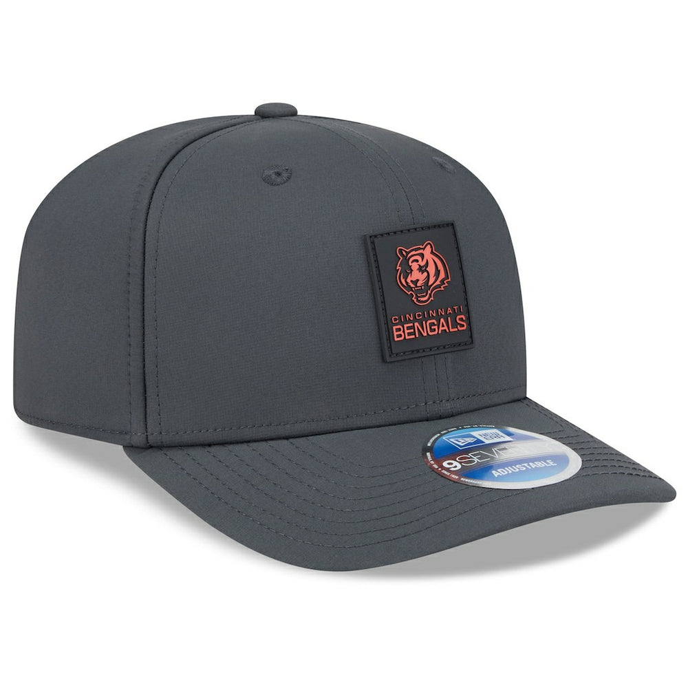 Cincinnati Bengals New Era 2025 Sideline Cold Weather 9SEVENTY Adjustable Hat Charcoal - NFL