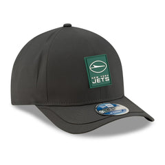 New York Jets New Era 2025 Sideline Cold Weather 9FORTY M-Crown Adjustable Hat Charcoal - NFL