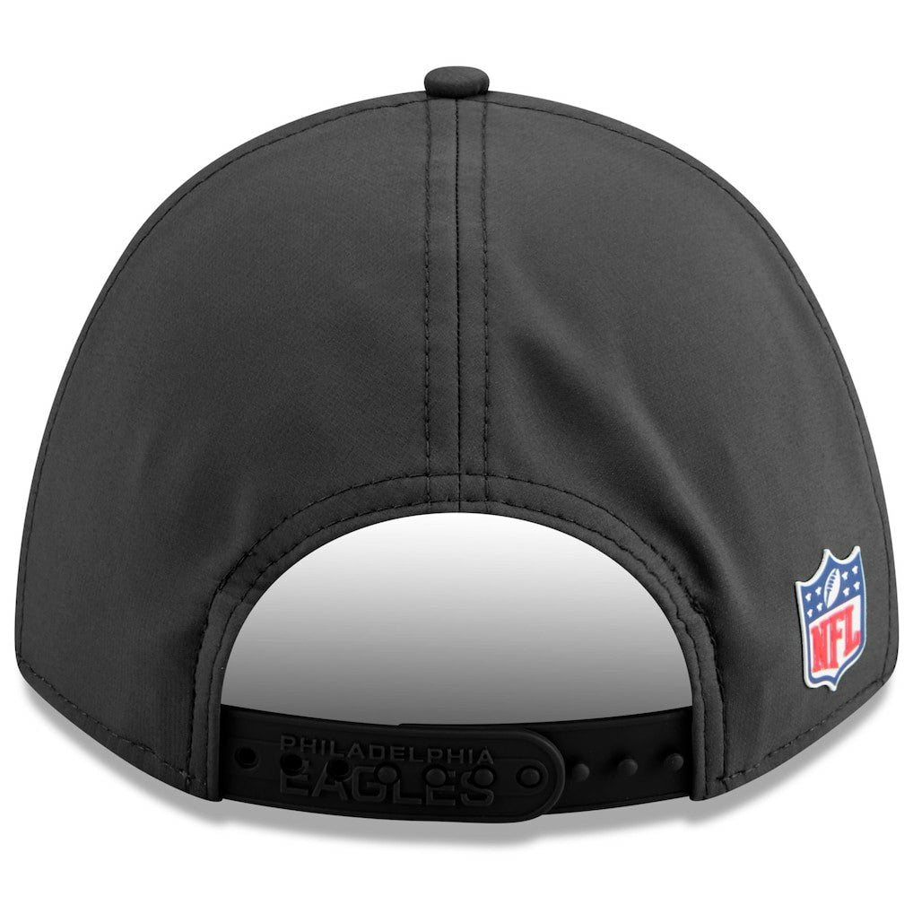 Philadelphia Eagles New Era 2025 Sideline Cold Weather 9FORTY M-Crown Adjustable Hat Charcoal - NFL