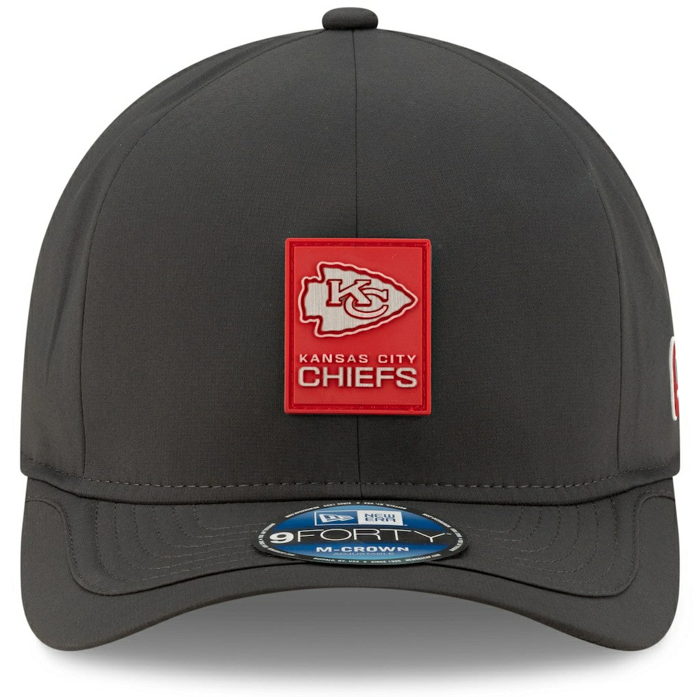 Kansas City Chiefs New Era 2025 Sideline Cold Weather 9FORTY M-Crown Adjustable Hat Charcoal - NFL