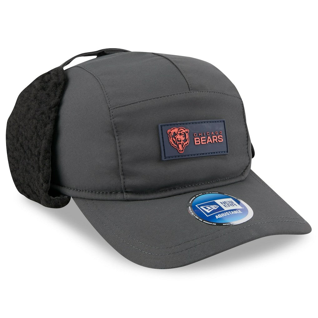 Chicago Bears New Era 2025 Sideline Cold Weather Runner Dog Ear Adjustable Hat Charcoal - NFL