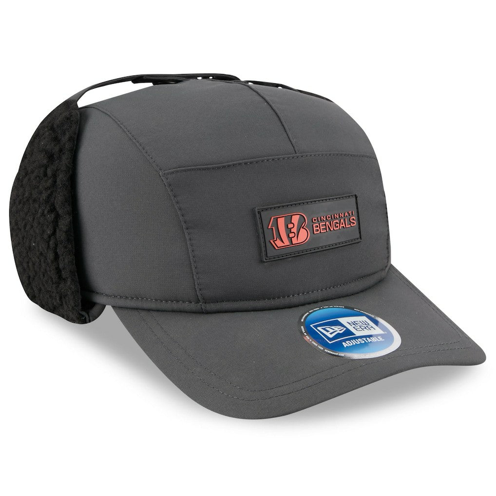 Cincinnati Bengals New Era 2025 Sideline Cold Weather Runner Dog Ear Adjustable Hat Charcoal - NFL