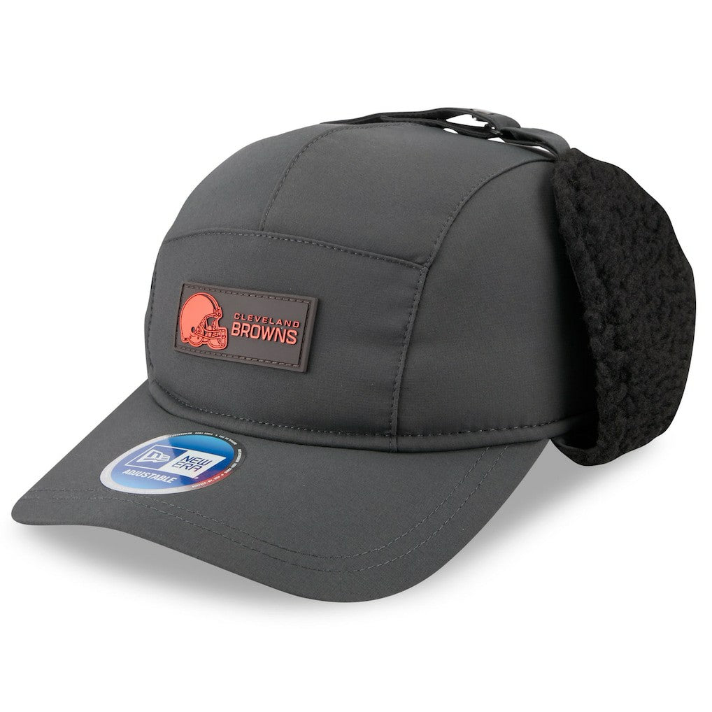Cleveland Browns New Era 2025 Sideline Cold Weather Runner Dog Ear Adjustable Hat Charcoal - NFL