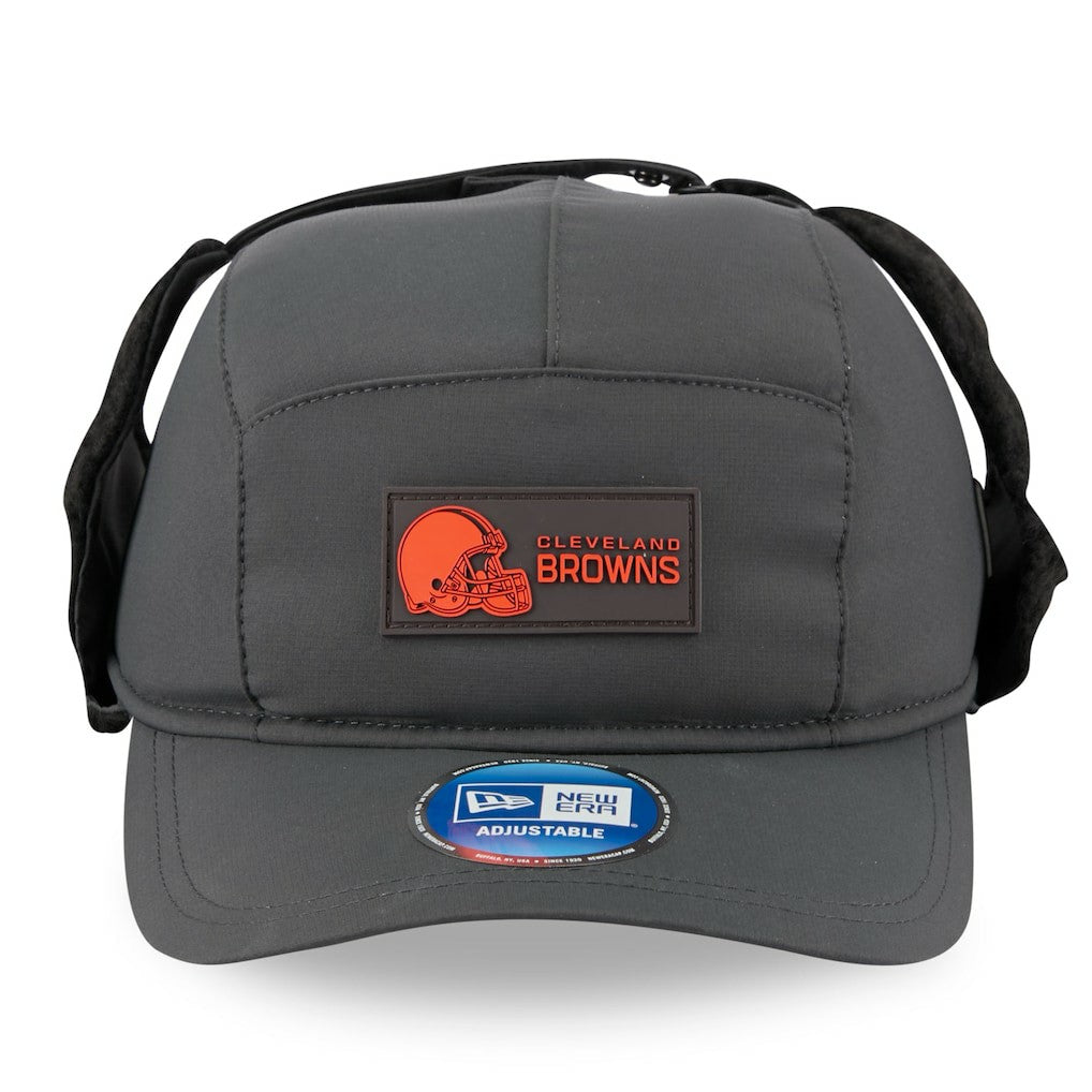 Cleveland Browns New Era 2025 Sideline Cold Weather Runner Dog Ear Adjustable Hat Charcoal - NFL
