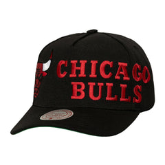 Mitchell & Ness - Chicago Bulls Busted Logo Wordmark Wrap-Around Pro Pinch Adjustable Hat - Black