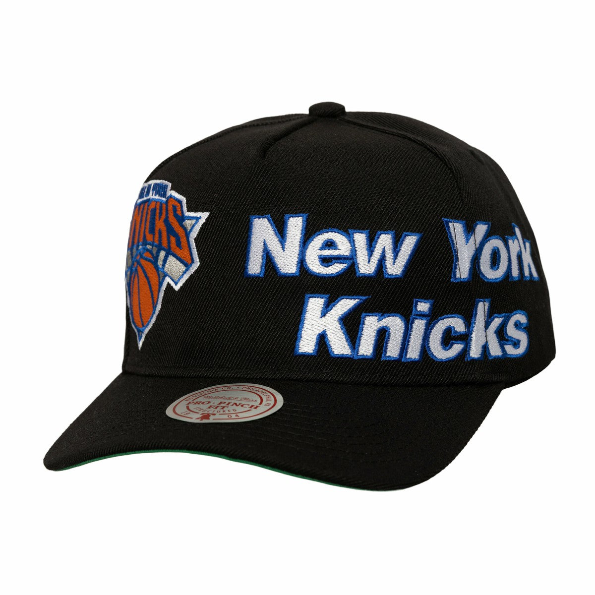 Mitchell & Ness - New York Knicks Busted Logo Wordmark Wrap-Around Pro Pinch Adjustable Hat - Black