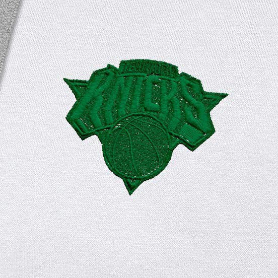 NBA - New York Knicks Antigua St. Patrick's Day Victory Raglan Pullover Hoodie - White