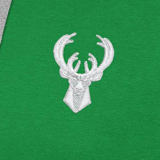 NBA - Milwaukee Bucks Antigua St. Patrick's Day Victory Raglan Pullover Hoodie - Kelly Green