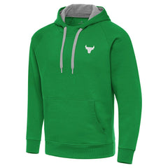 NBA - Chicago Bulls Antigua St. Patrick's Day Victory Raglan Pullover Hoodie - Kelly Green