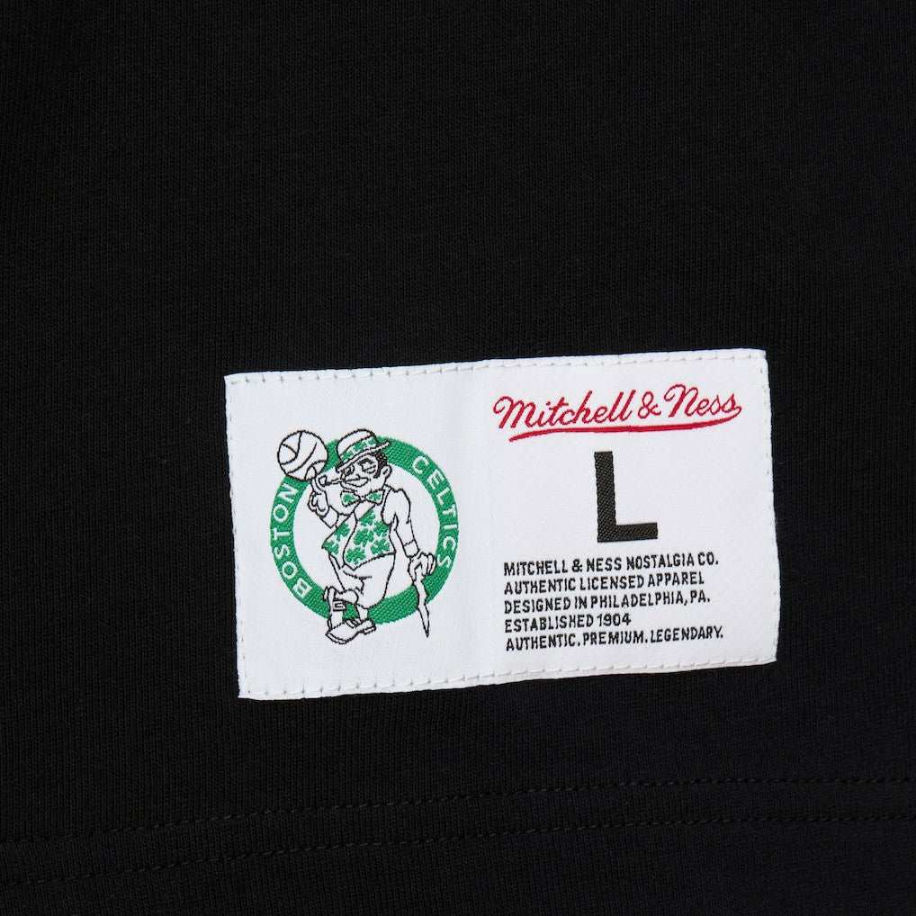NBA - Boston Celtics Black Out Collection Vintage Premium T-Shirt - Black