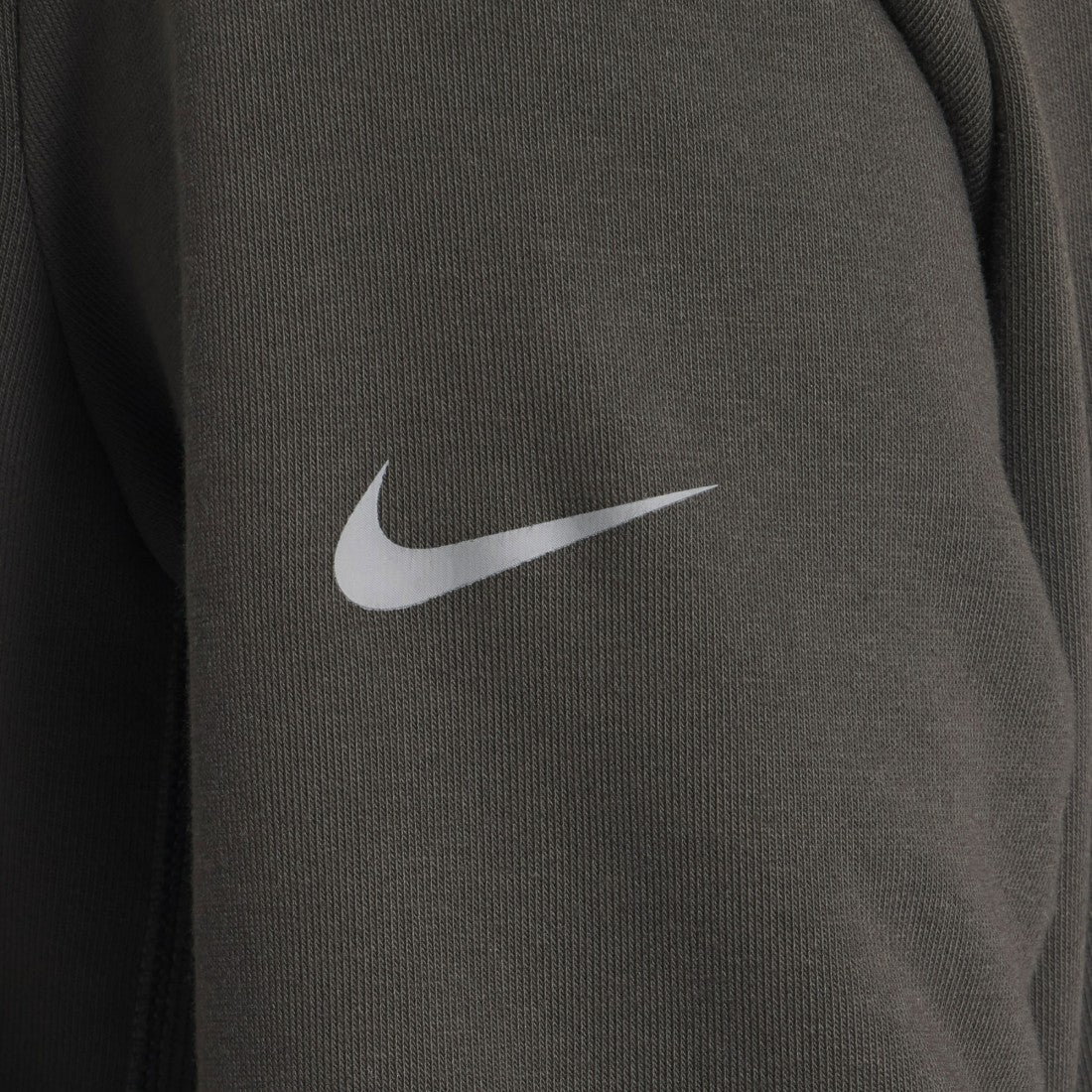 New York Jets Women's 2025 Rivalries Collection Standard Issue Sideline Dri-FIT Hoodie Gotham Green - Nike