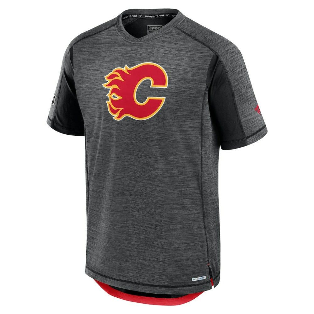 Calgary Flames - Fanatics Authentic Pro Rink Performance T-Shirt Heather Charcoal