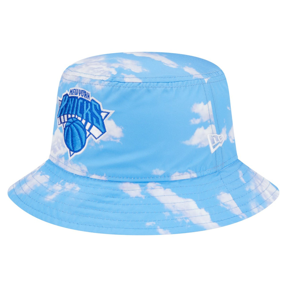 New Era - New York Knicks Summer Sun and Storm Reversible Bucket Hat - Black/Light Blue