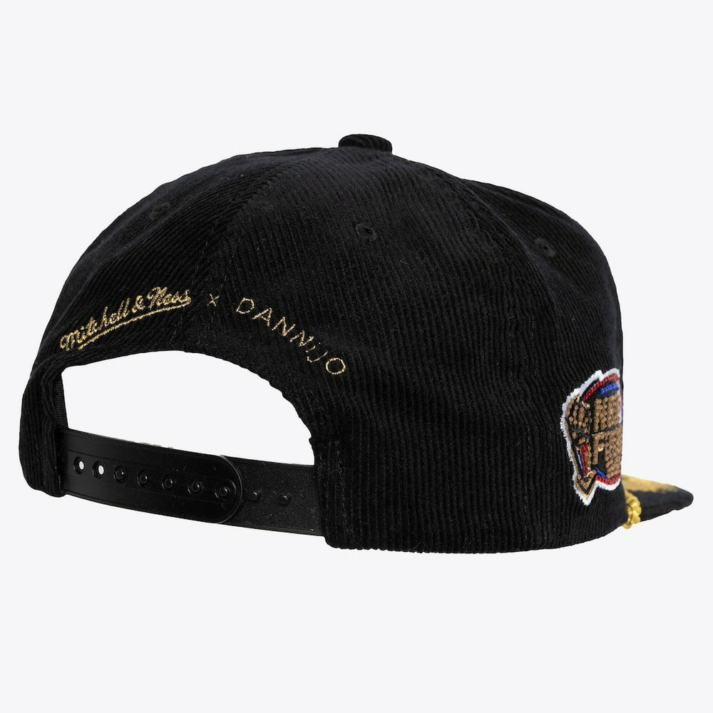 Mitchell & Ness - Chicago Bulls x DANNIJO Women's Deadstock Cord Snapback Hat - Black