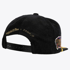 Mitchell & Ness - Chicago Bulls x DANNIJO Women's Deadstock Cord Snapback Hat - Black