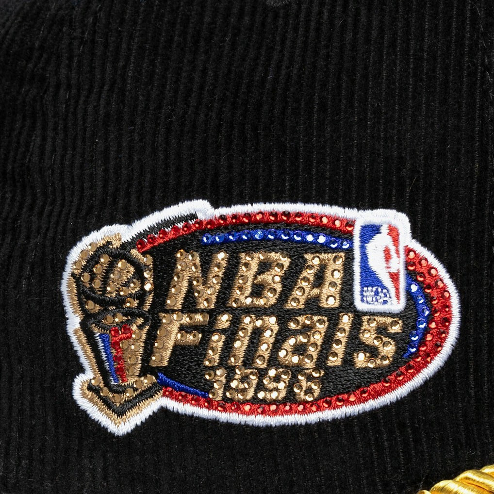Mitchell & Ness - Chicago Bulls x DANNIJO Women's Deadstock Cord Snapback Hat - Black