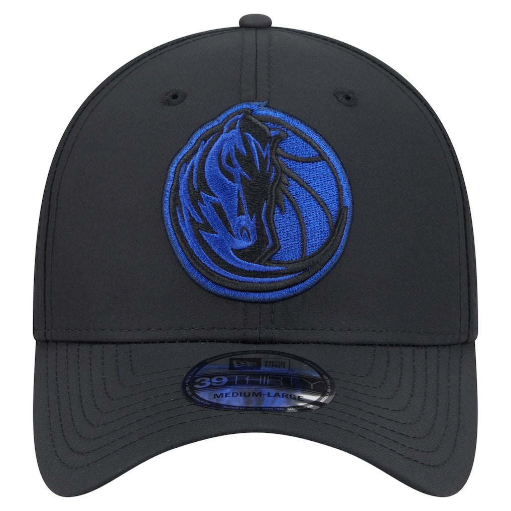New Era - Dallas Mavericks Night 39THIRTY Flex Hat - Black