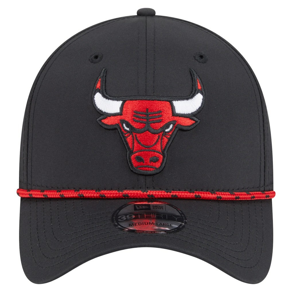 New Era - Chicago Bulls Featherweight Poly Rope Flex 39Thirty Hat - Black