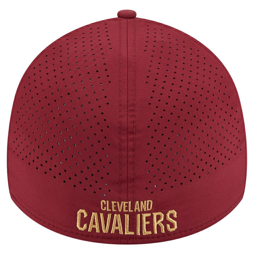 New Era - Cleveland Cavaliers Featherweight Poly Rope Flex 39Thirty Hat - Wine