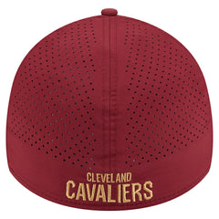 New Era - Cleveland Cavaliers Featherweight Poly Rope Flex 39Thirty Hat - Wine