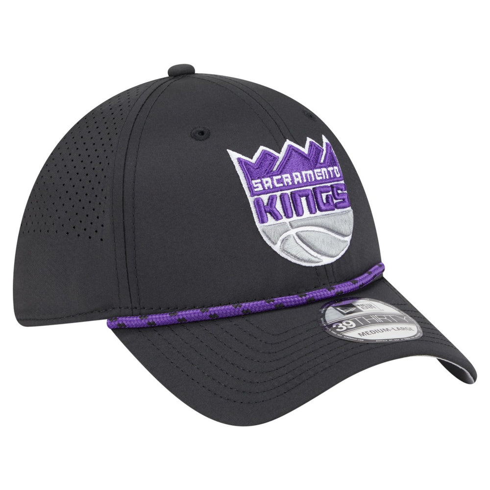 New Era - Sacramento Kings Featherweight Poly Rope Flex 39Thirty Hat - Black