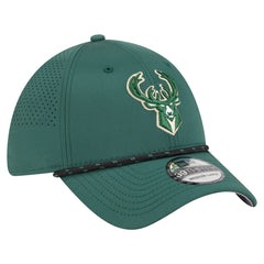 New Era - Milwaukee Bucks Featherweight Poly Rope Flex 39Thirty Hat - Hunter Green