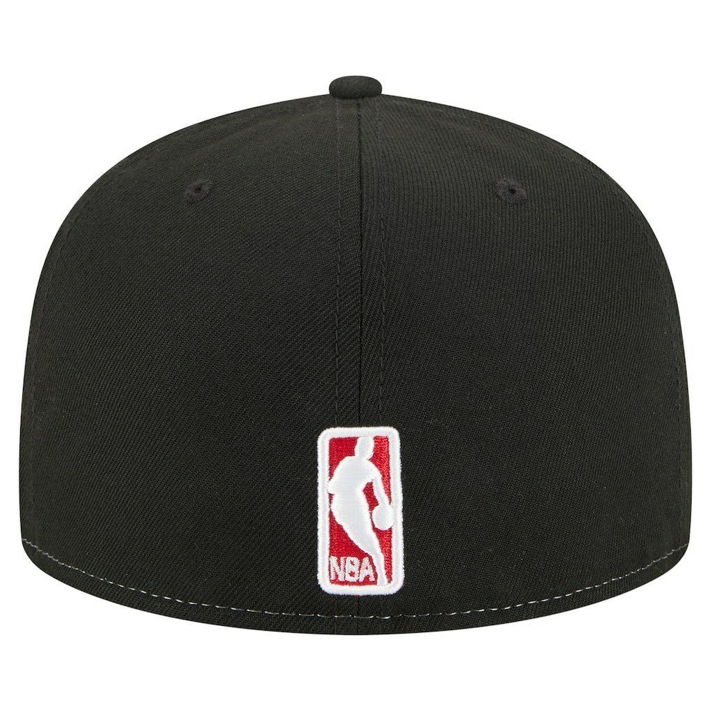 New Era - Chicago Bulls Repeat 59Fifty Fitted Hat - White/Black