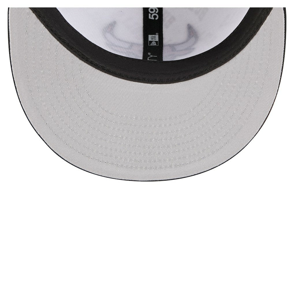 New Era - Chicago Bulls Repeat 59Fifty Fitted Hat - White/Black