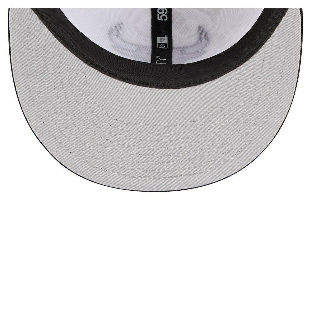 New Era - Chicago Bulls Repeat 59Fifty Fitted Hat - White/Black