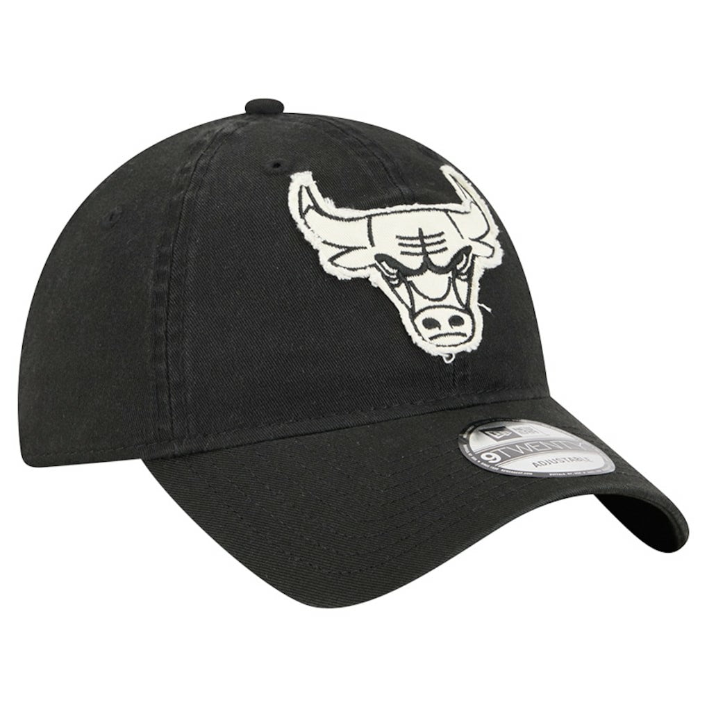 New Era - Chicago Bulls Stamp Fabric Applique 9TWENTY Adjustable Hat - Black