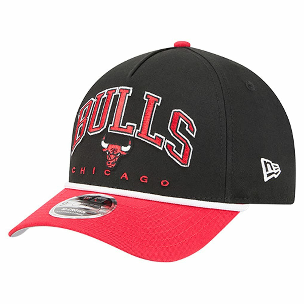 New Era - Chicago Bulls Bold Arch COOLERA 9FORTY A-Frame M-Crown Adjustable Hat - Black