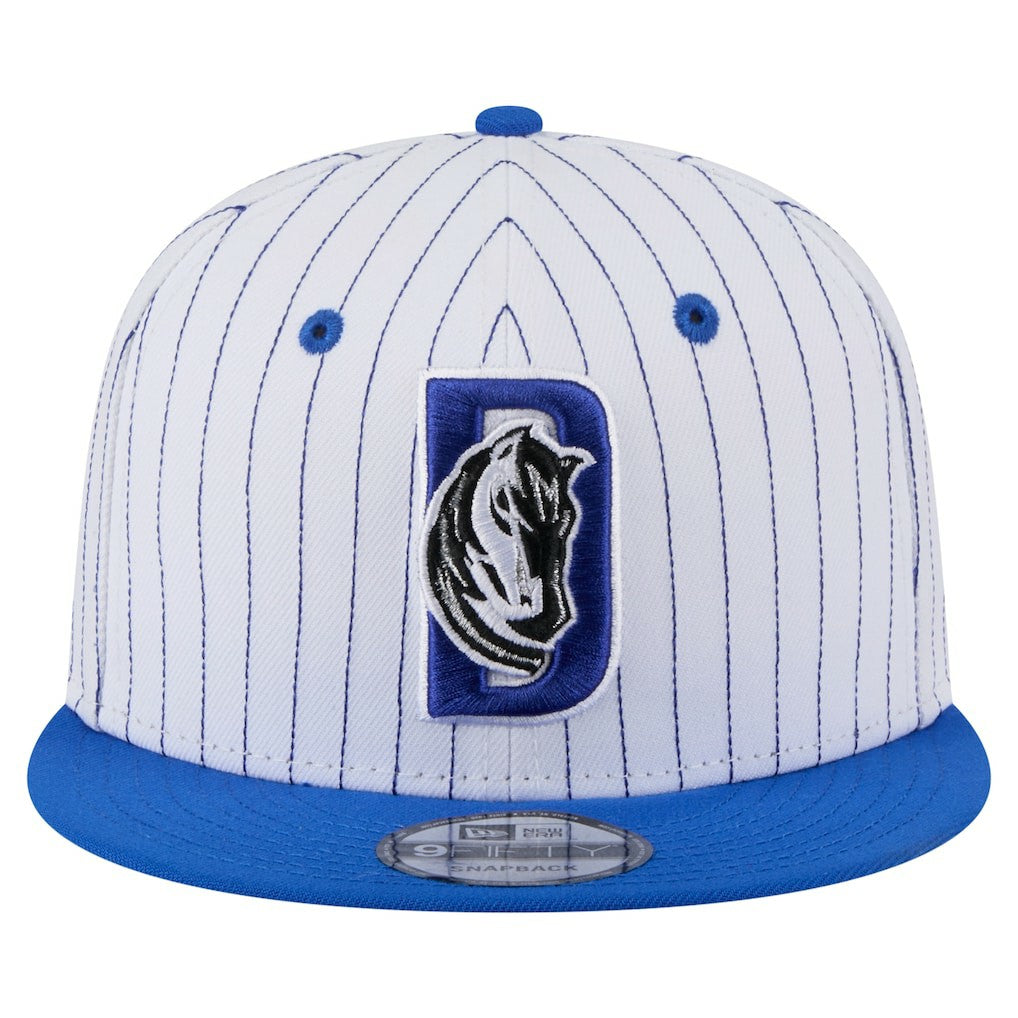 New Era - Dallas Mavericks Deceptor Pinstripe 9FIFTY Snapback Hat - White