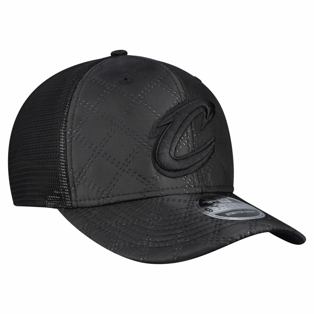 New Era - Cleveland Cavaliers Quilted 9SEVENTY Trucker Adjustable Hat - Black