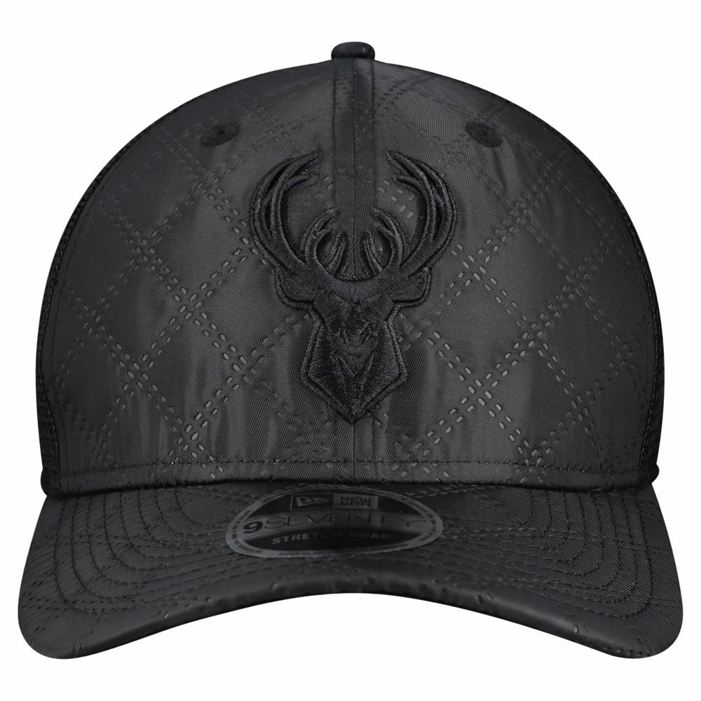 New Era - Milwaukee Bucks Quilted 9SEVENTY Trucker Adjustable Hat - Black